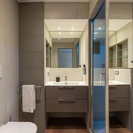 Beplace Garibaldi Suites Milan Exterior photo