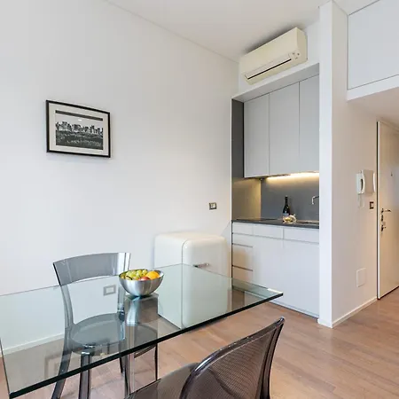 Beplace Garibaldi Suites Milan Exterior photo