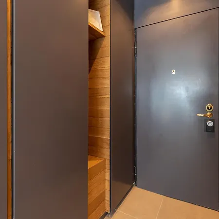 Beplace Garibaldi Suites Milan Exterior photo